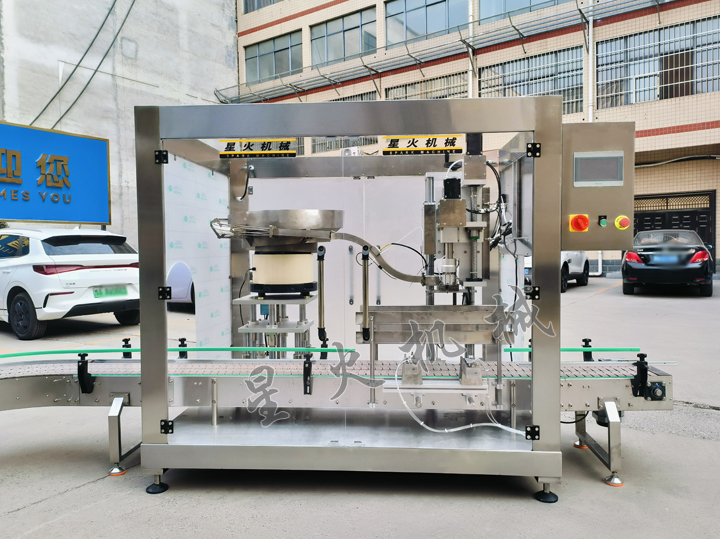 自動上蓋旋蓋機(jī)實(shí)拍展示